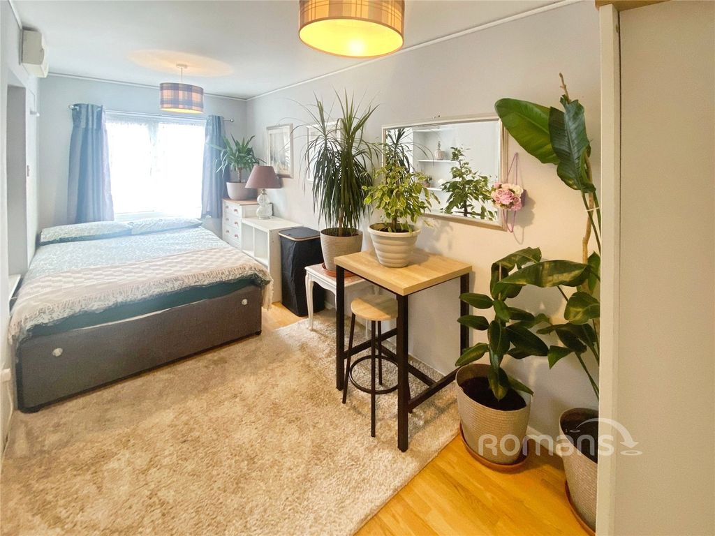 Property photo 1 of 8 Picture No. 03