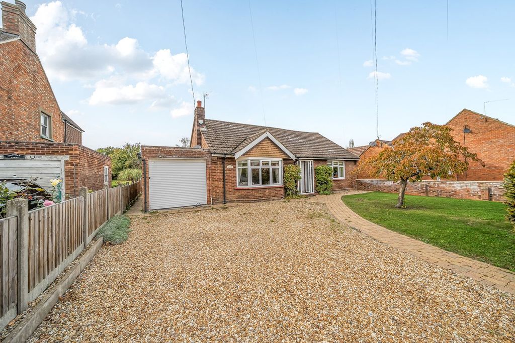 Property photo 1 of 26