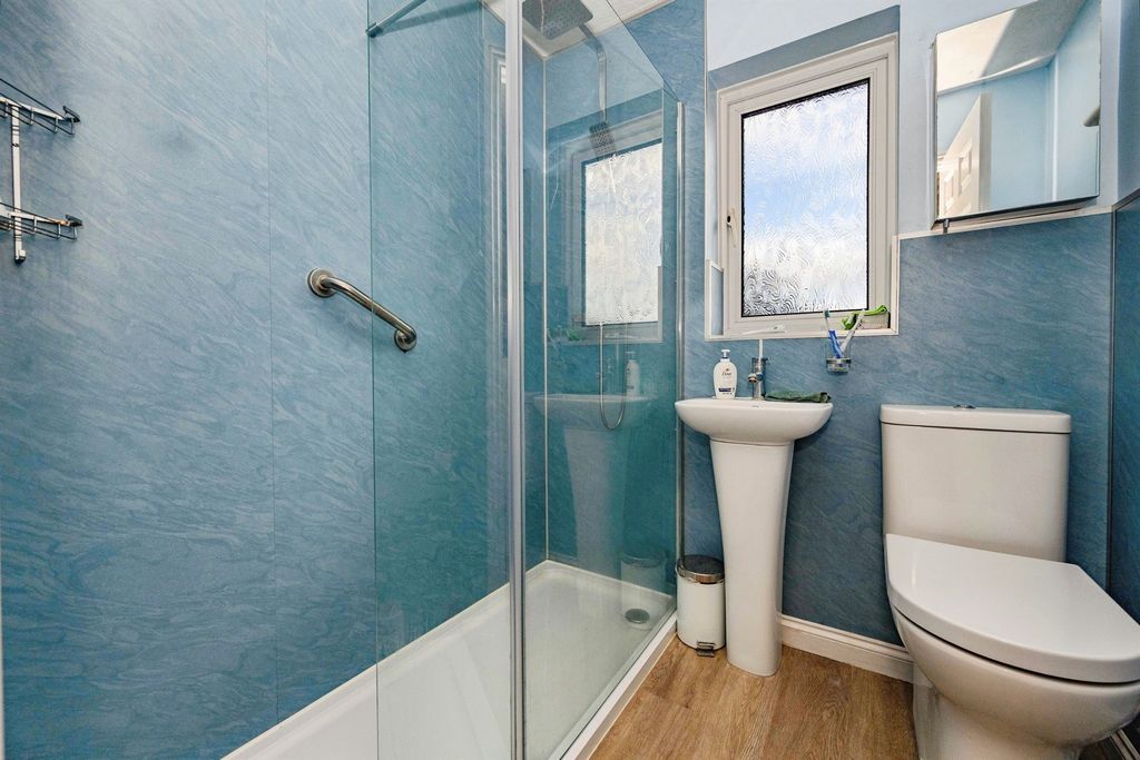 Additional image 13 of 3 bed semi-detached house for saleDexter Close, Luton LU3