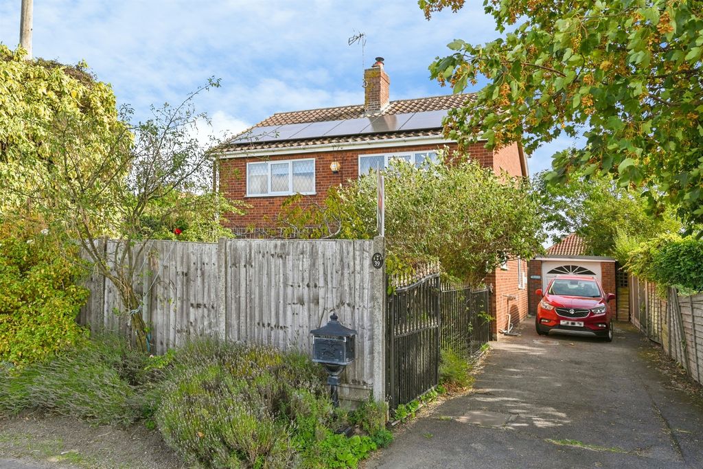 Property photo 1 of 23