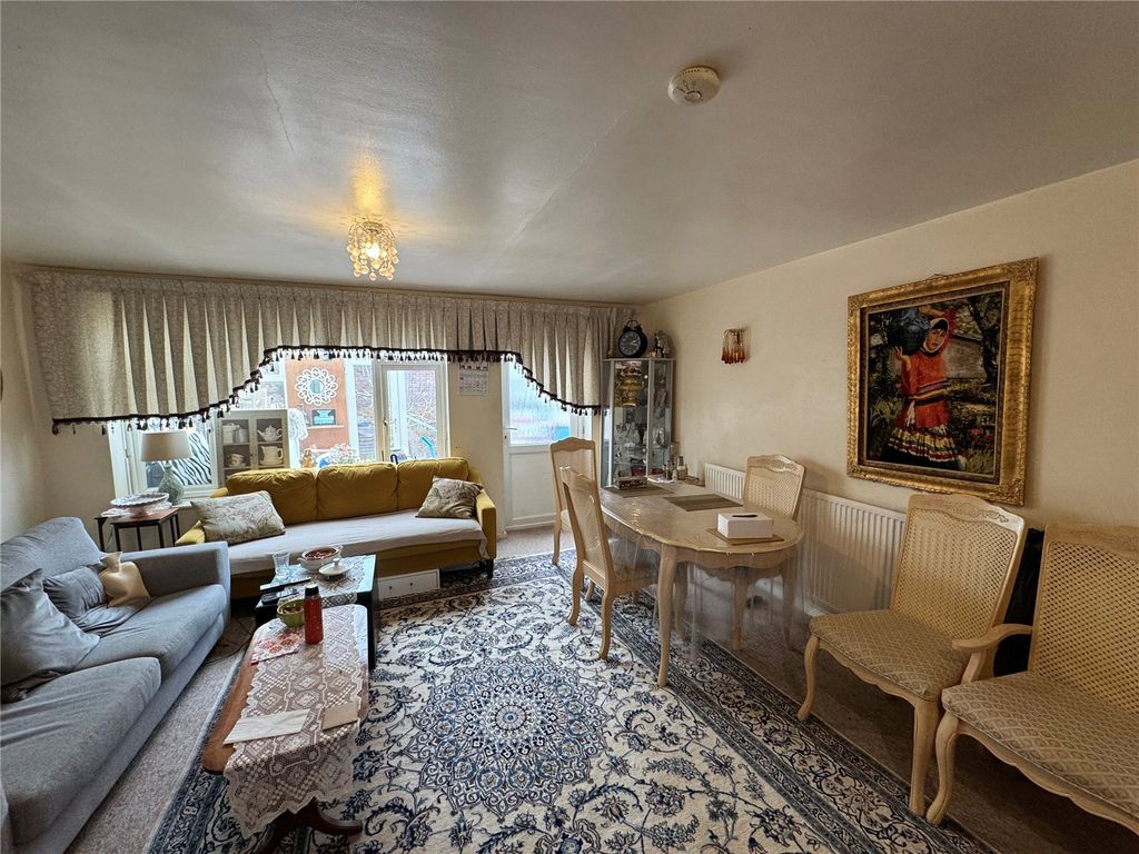 Property photo 2 of 15 Picture No. 01