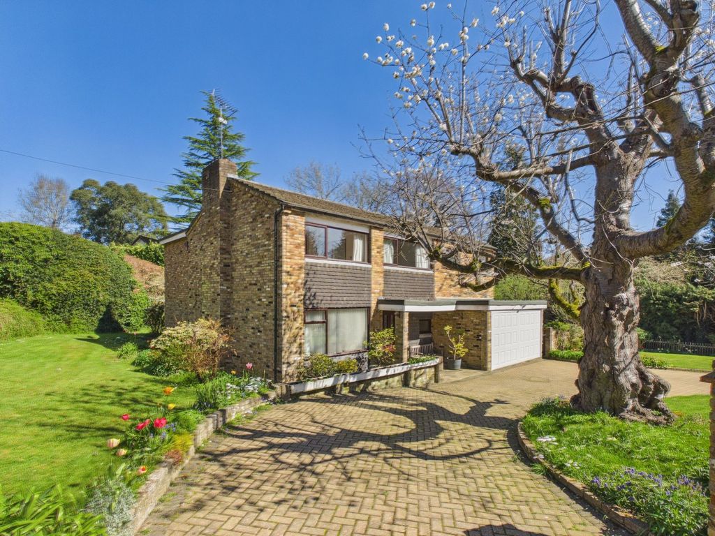 Property photo 2 of 15 Front