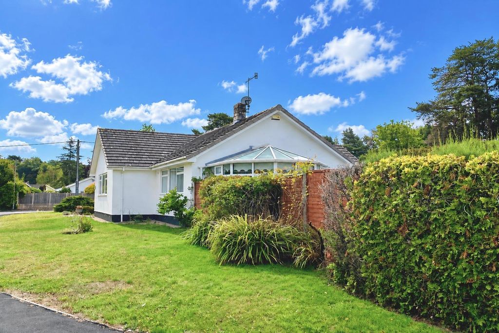 Property photo 1 of 24 Pine Manor Road