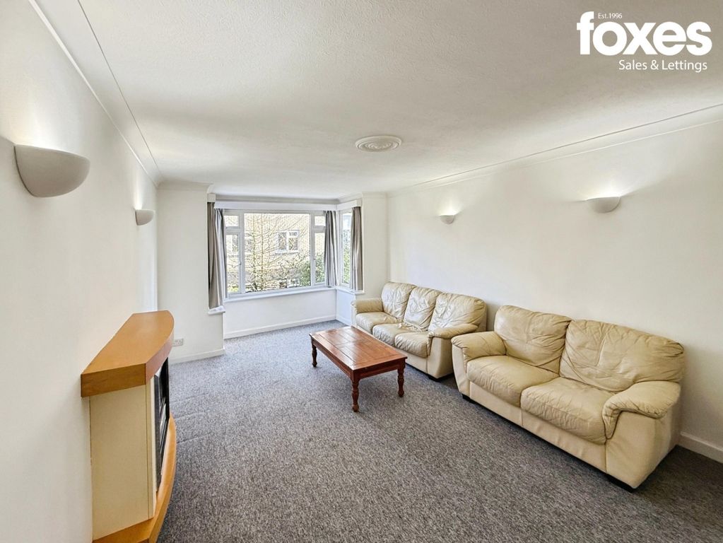 Property photo 3 of 17 4852733