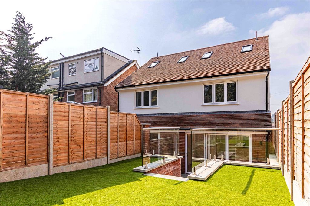 Property photo 2 of 19 Picture No. 53