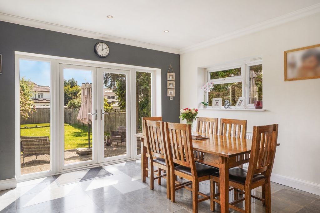 Property photo 3 of 26 5044614