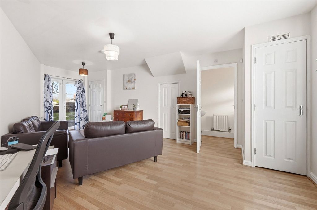 Property photo 2 of 14 Picture No. 26