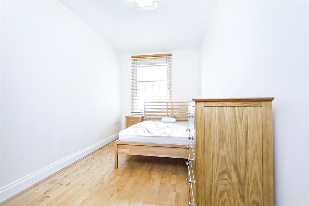 Property photo 3 of 9 Picture No. 10