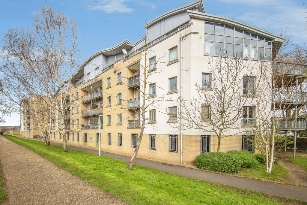 Property photo 1 of 9