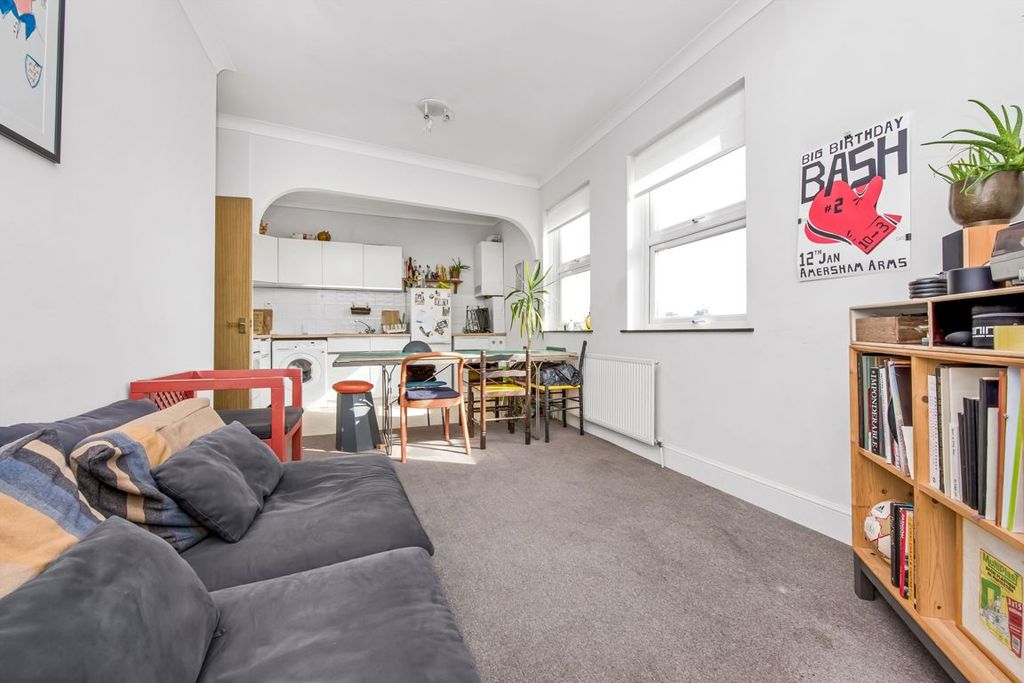 Property photo 3 of 9