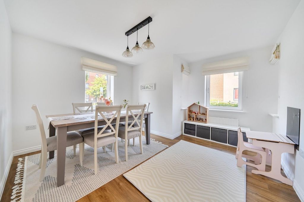 Property photo 3 of 20 1494818-16-6A5E39B277Bf1.Jpg