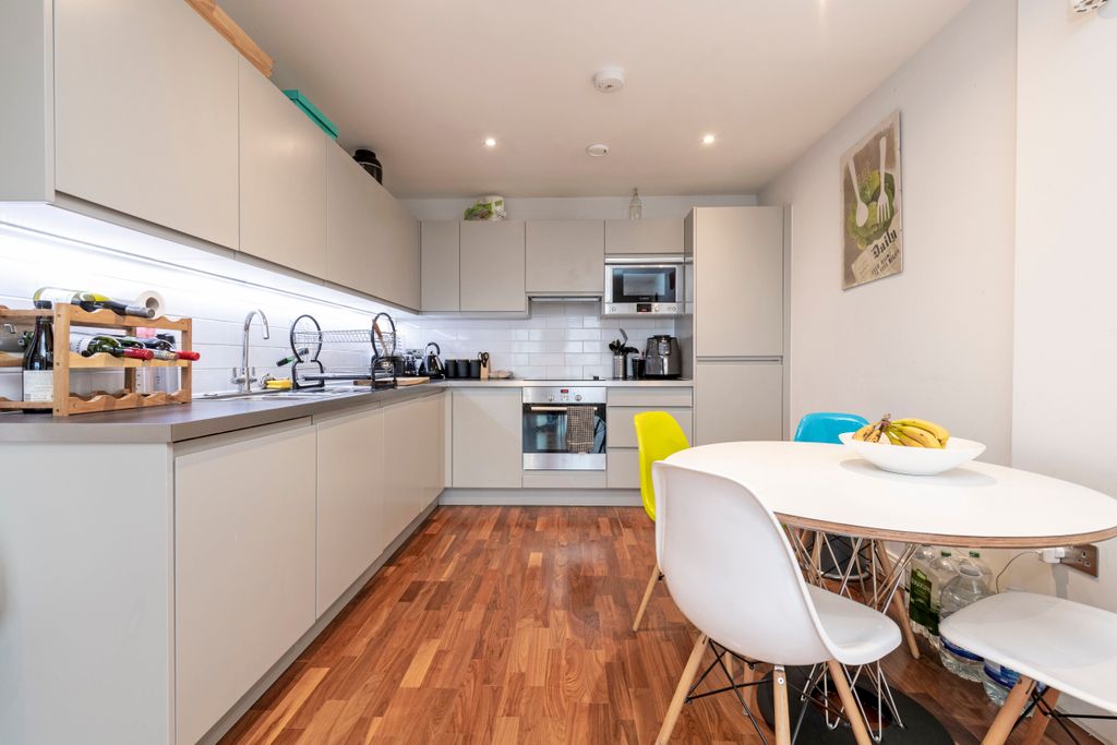 Property photo 2 of 11 Imported Image