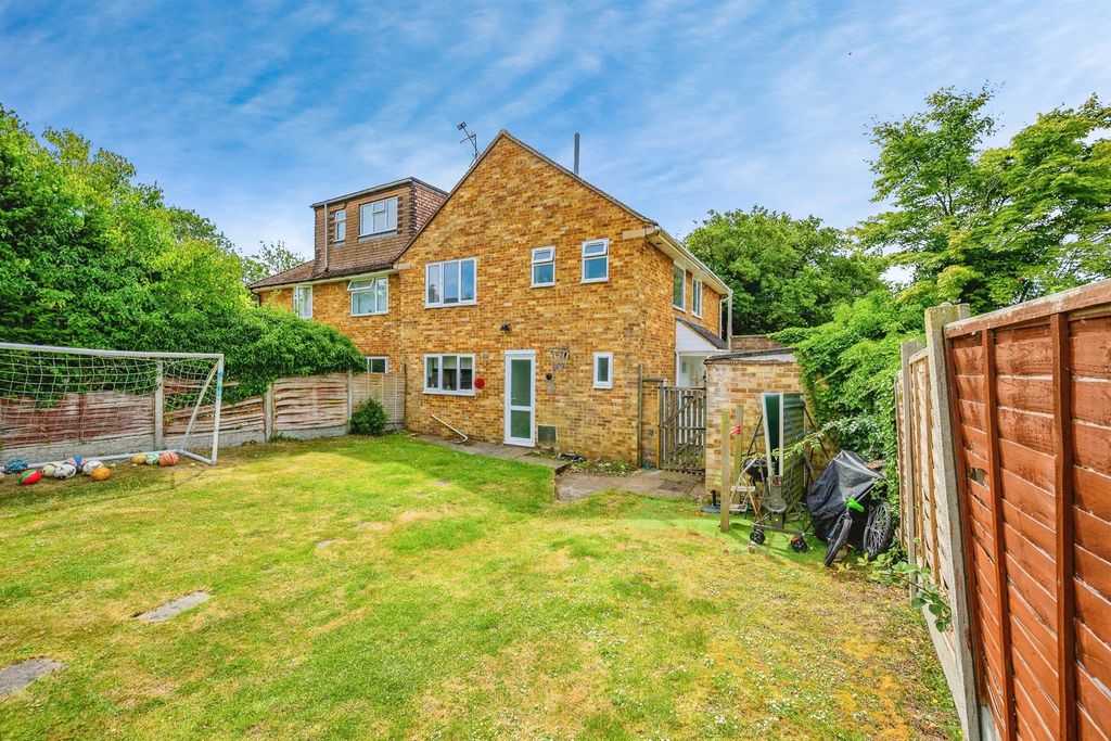 Property photo 3 of 17