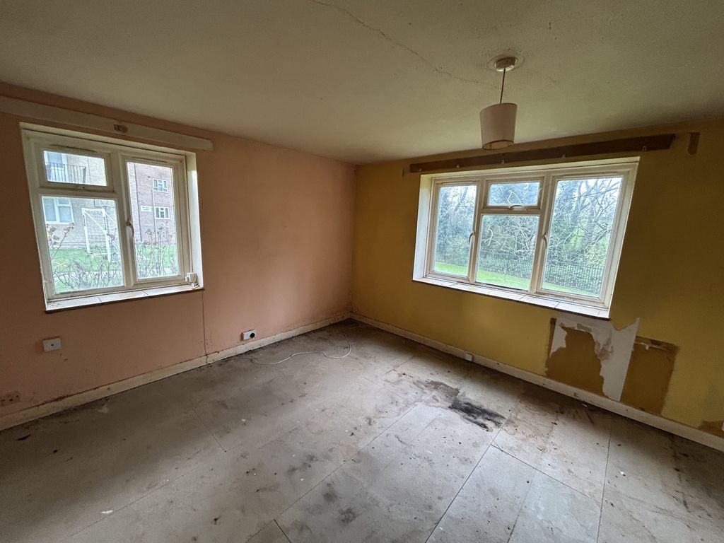 Property photo 3 of 11 Img_2209[1].Jpg