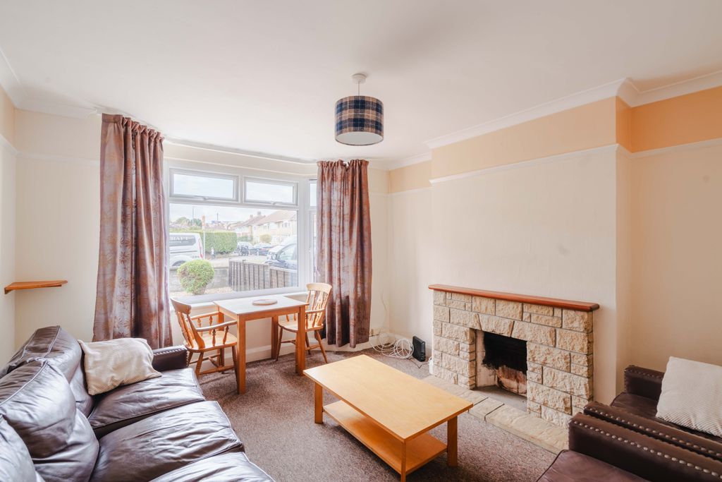 Property photo 3 of 23 20
