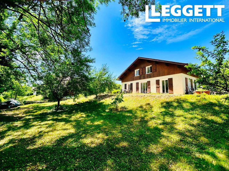 Property photo 2 of 10