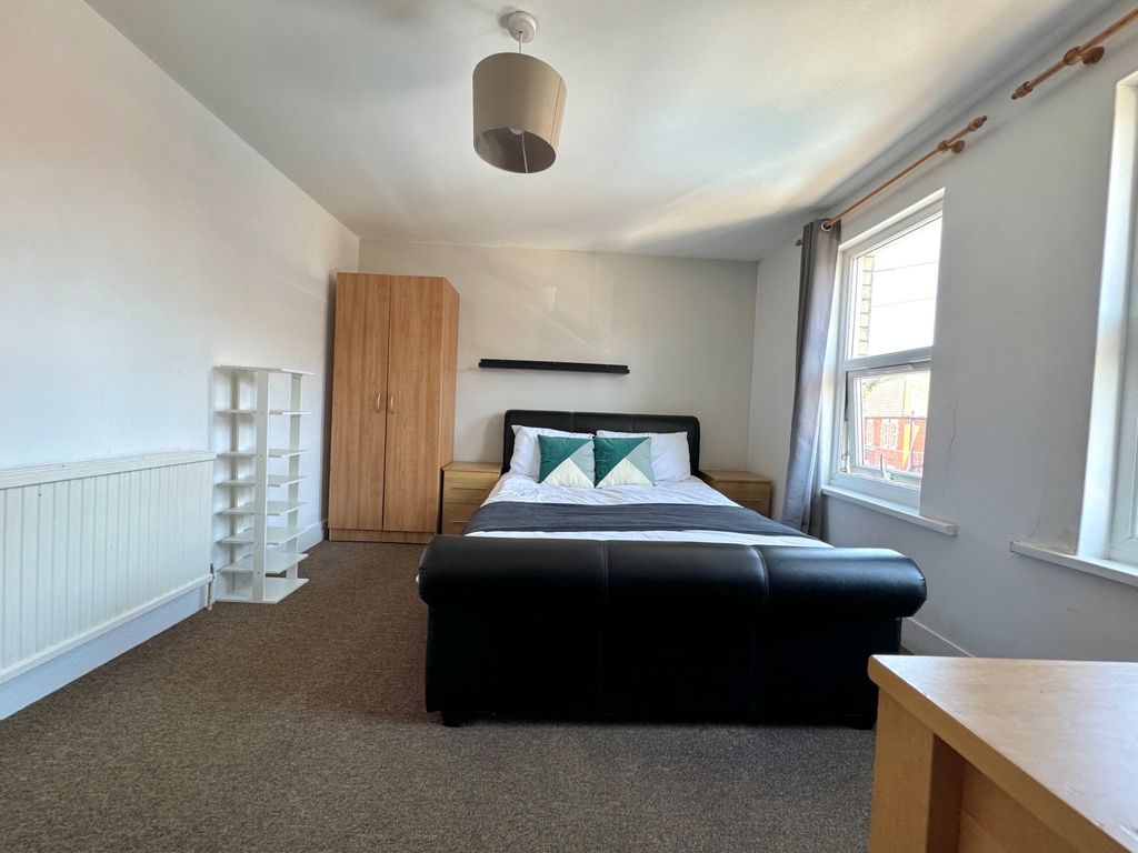 Property photo 1 of 11 Thumbnail_Img_1433