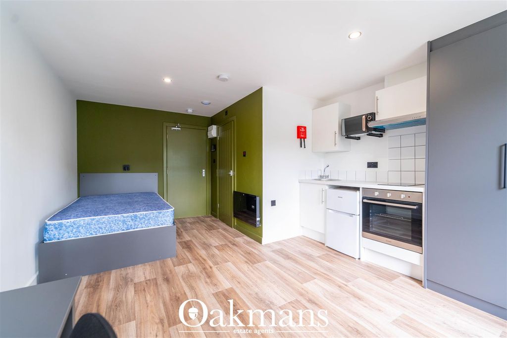 Property photo 1 of 12 Studio Green 2 .Jpg