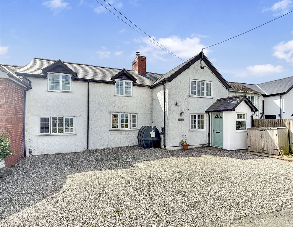 Property photo 2 of 41 Picture No. 43