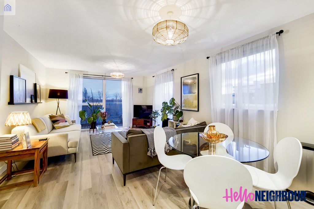 Property photo 2 of 13 Photo 1