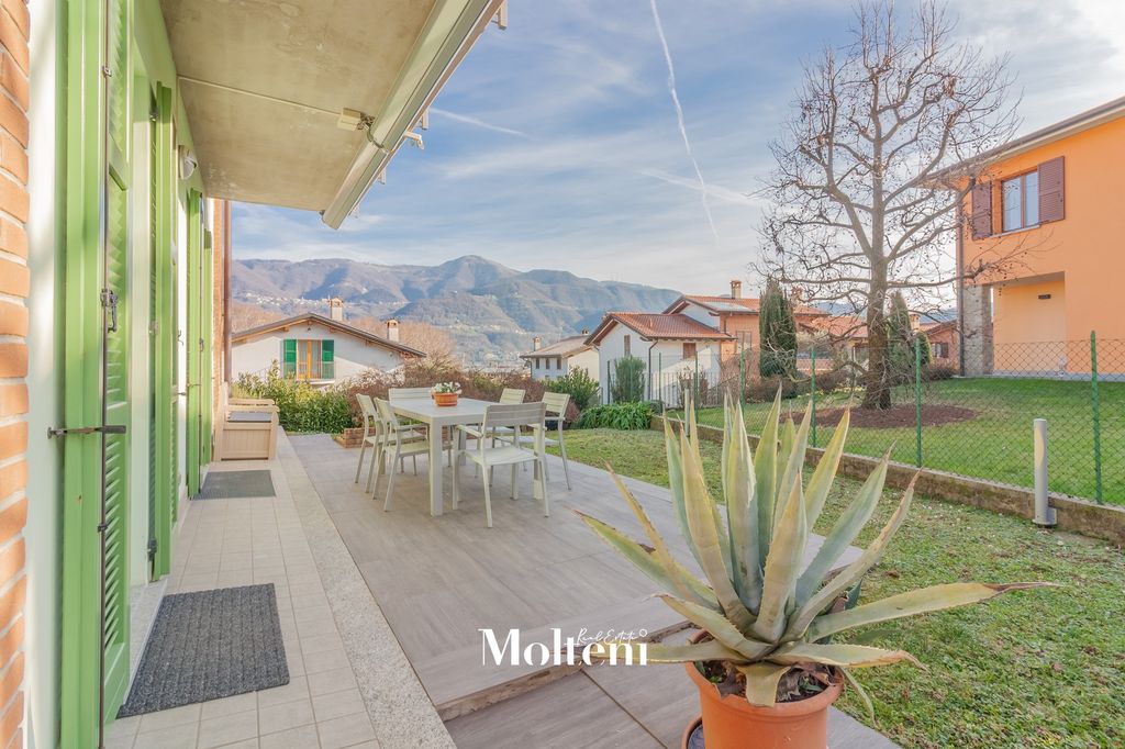 Property photo 3 of 34