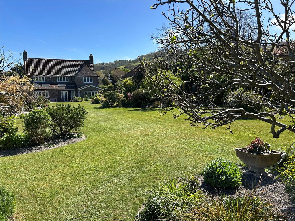Property photo 2 of 26 Picture No. 75