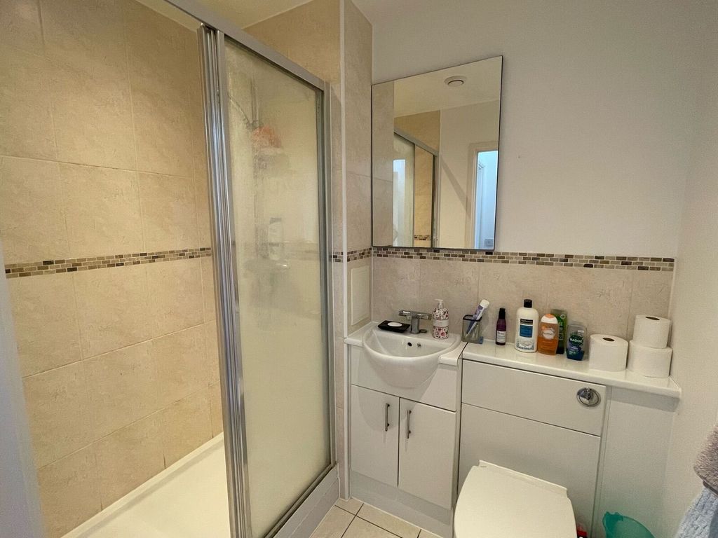 Property photo 3 of 5