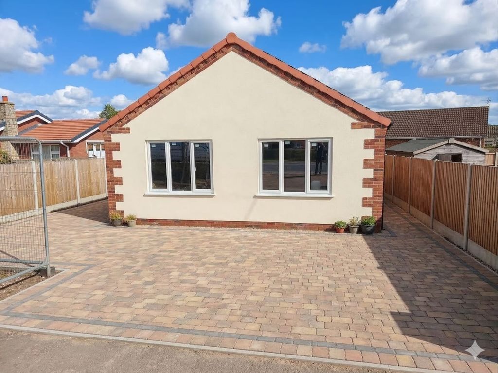 Property photo 1 of 6 Photo-2026-03-14-14-04-55