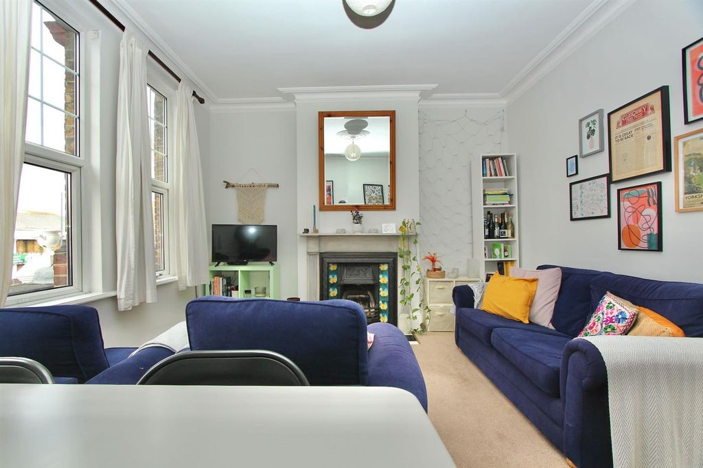 Property photo 2 of 14 Img_3058.Jpeg