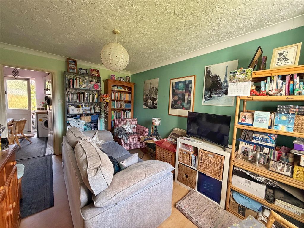 Property photo 2 of 15