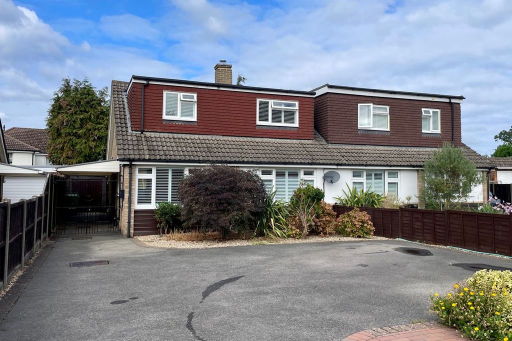 Property photo 1 of 13