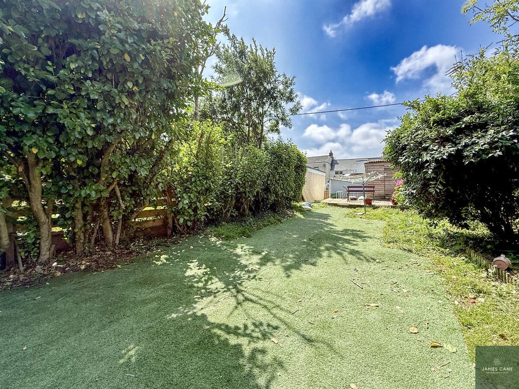 Property photo 2 of 13
