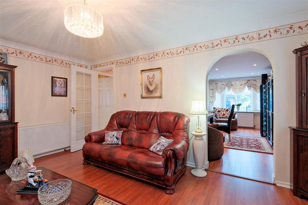 Property photo 3 of 29