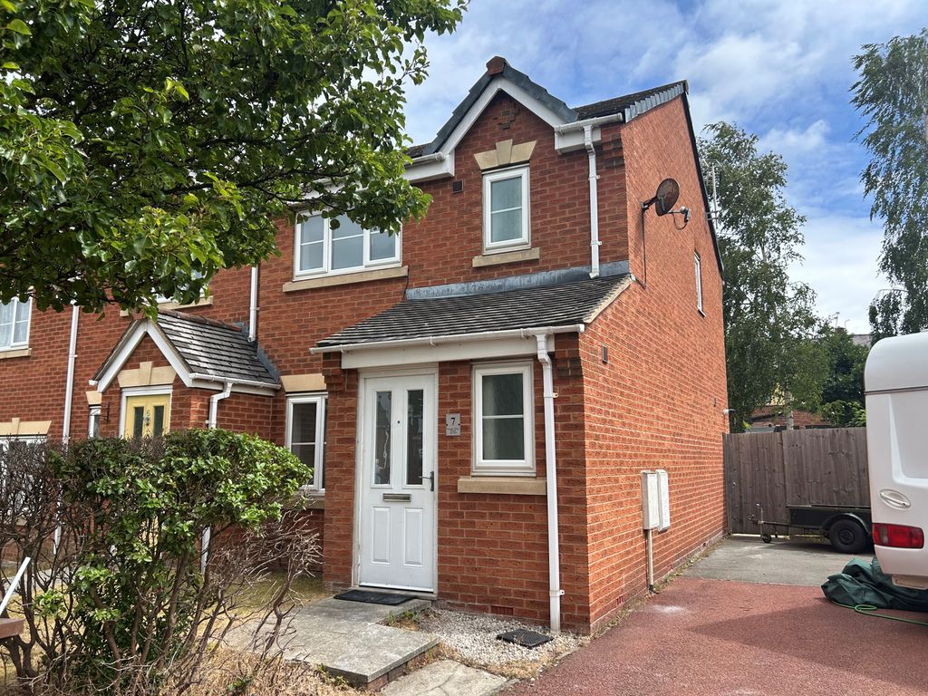Property photo 1 of 2