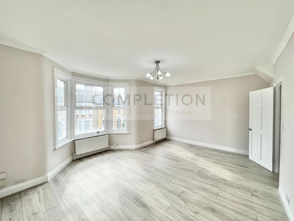 Property photo 2 of 15 13.Png