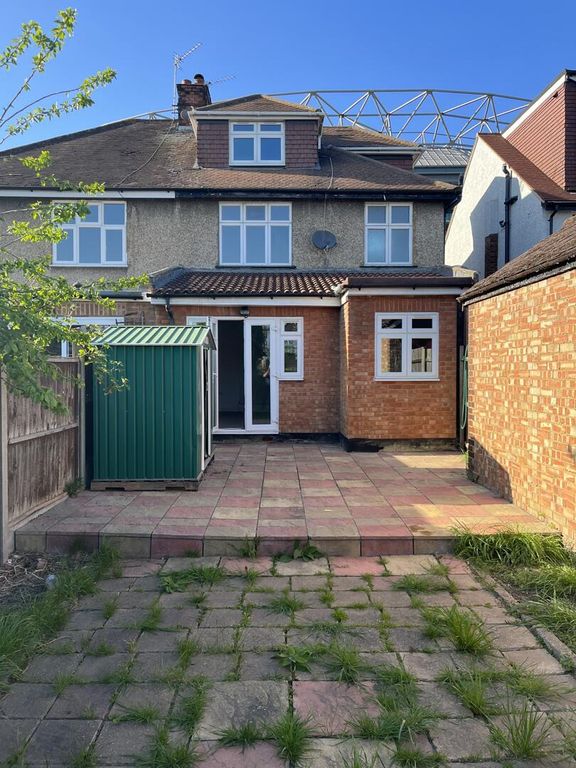 Property photo 1 of 16 Rear Garden