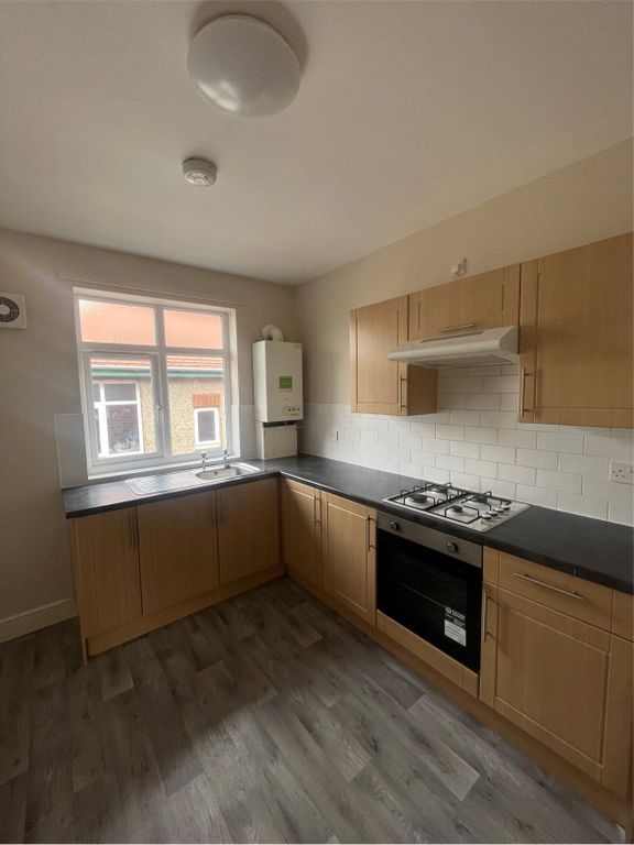 Property photo 3 of 7 Picture No. 02