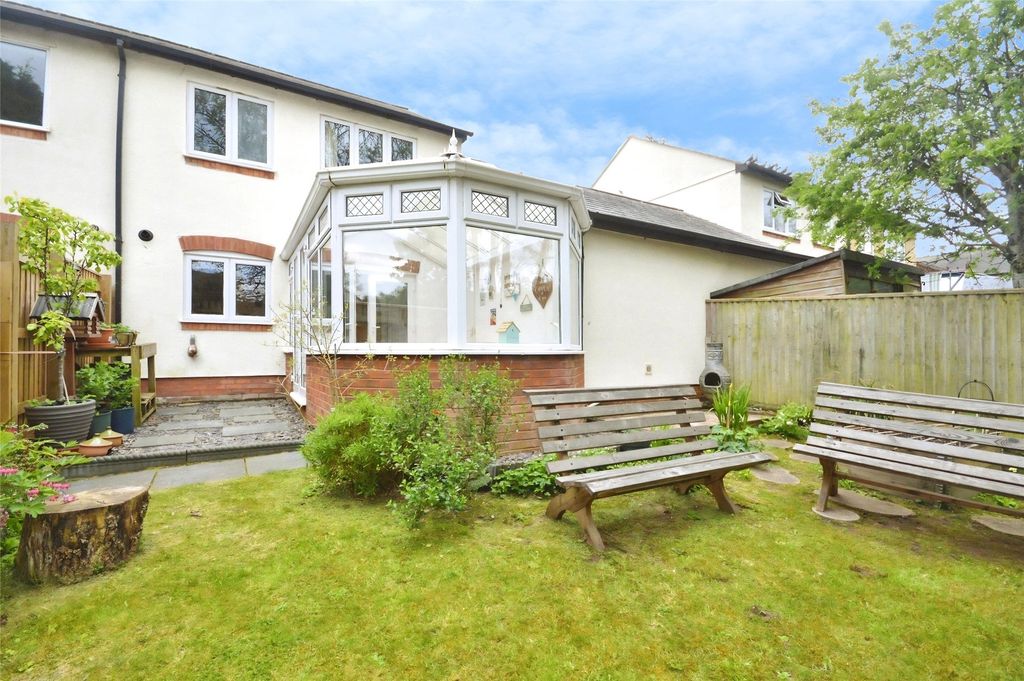 Property photo 2 of 15 Garden