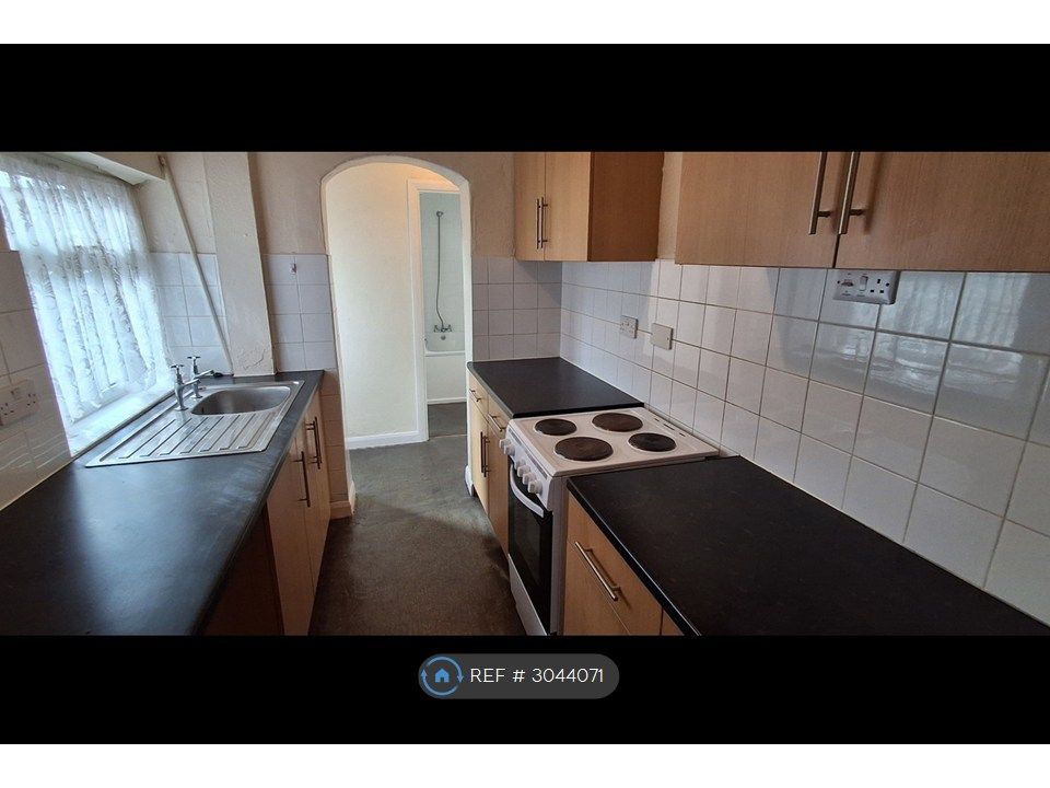 Property photo 3 of 24