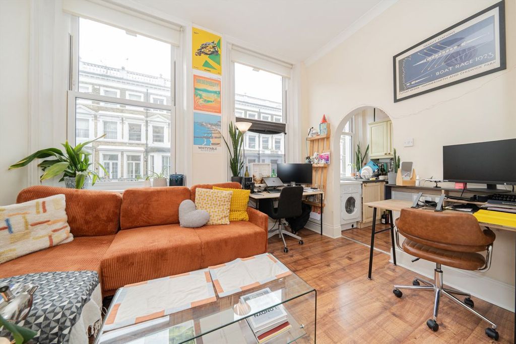 Property photo 2 of 5