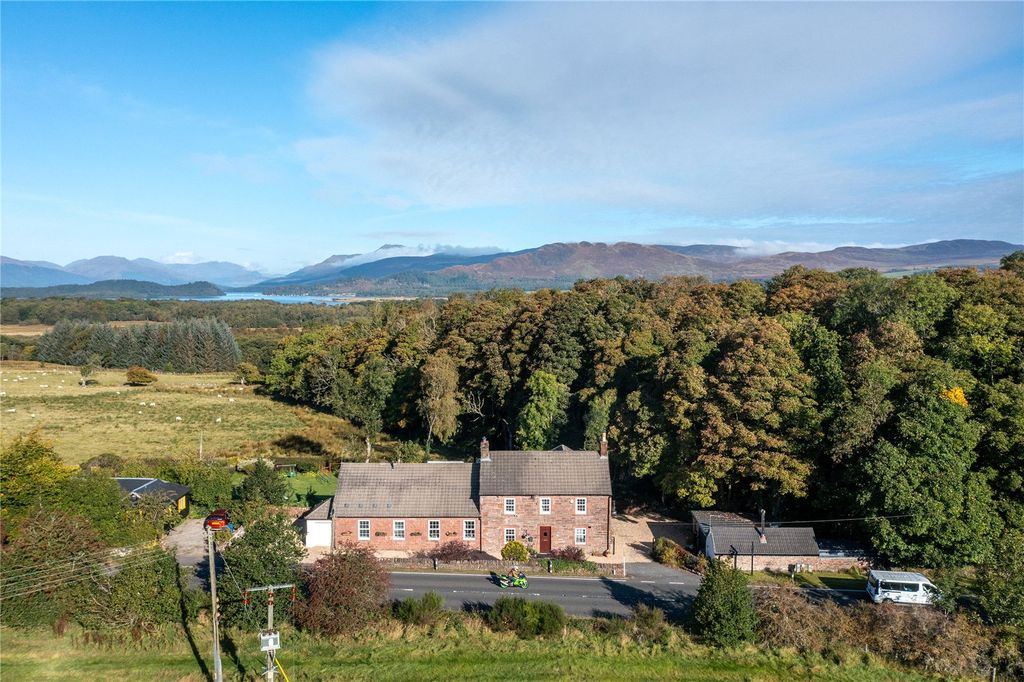 Property photo 2 of 35 Picture No. 40