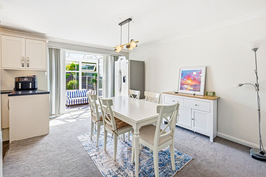 Property photo 3 of 27 Dining Room