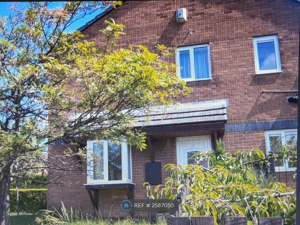 Property photo 1 of 31