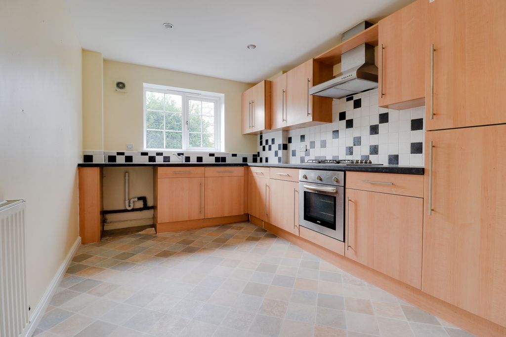 Property photo 2 of 10 Ashwood Green-2