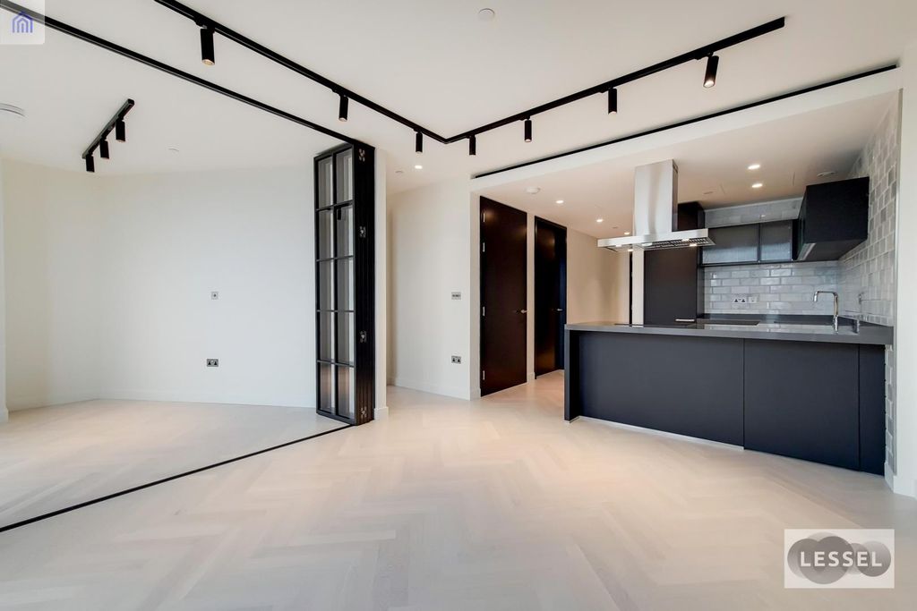 Property photo 3 of 13 2_Kitchen-Reception-1.Jpg