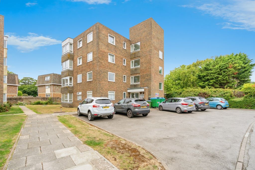 Property photo 1 of 12