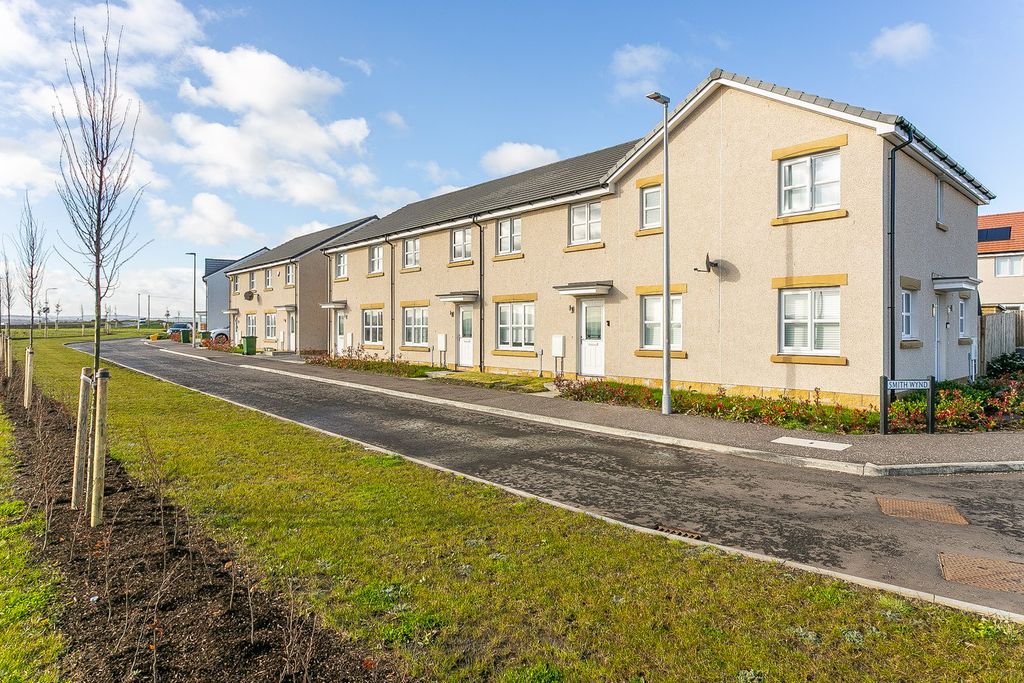 Property photo 1 of 26