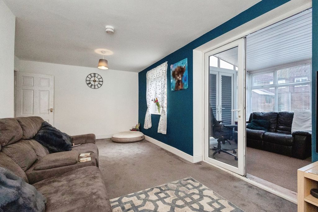 Property photo 3 of 23 Pbox-Img.Jpg