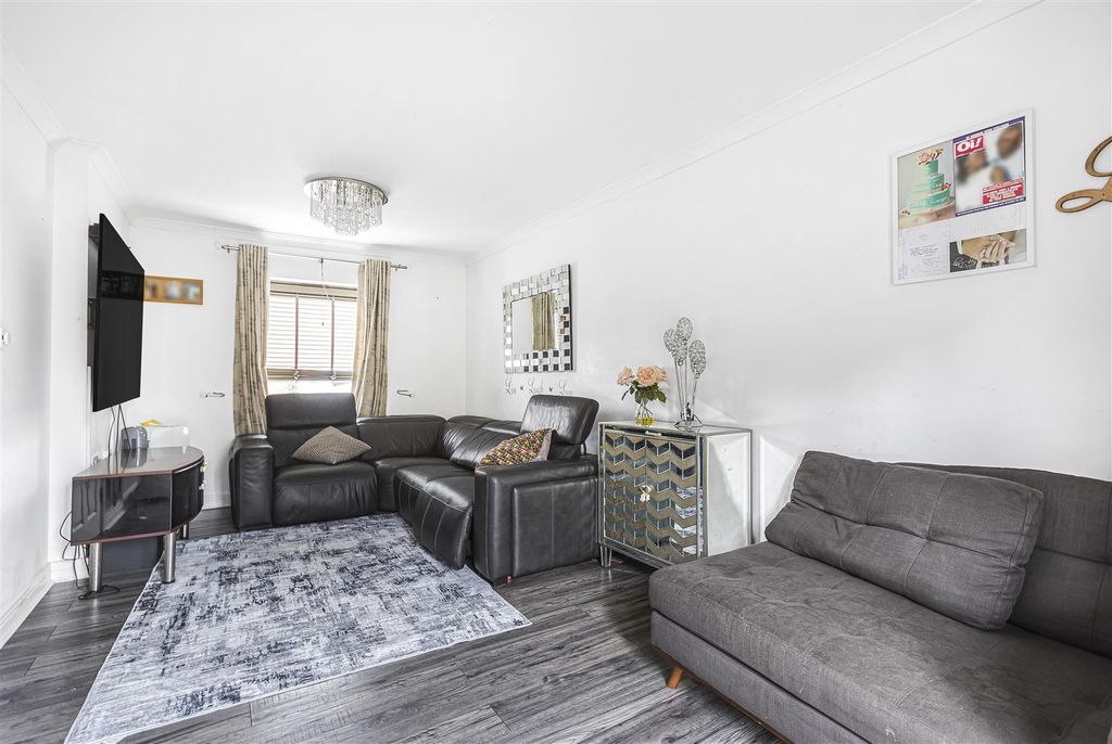 Property photo 2 of 24 48_23690.Jpg