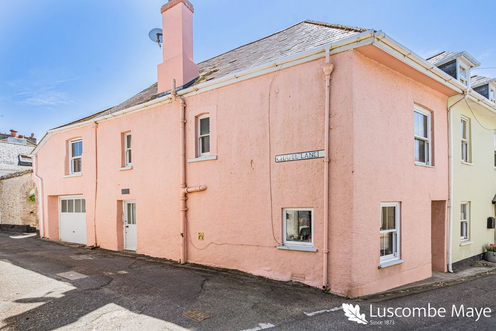 Property photo 1 of 29